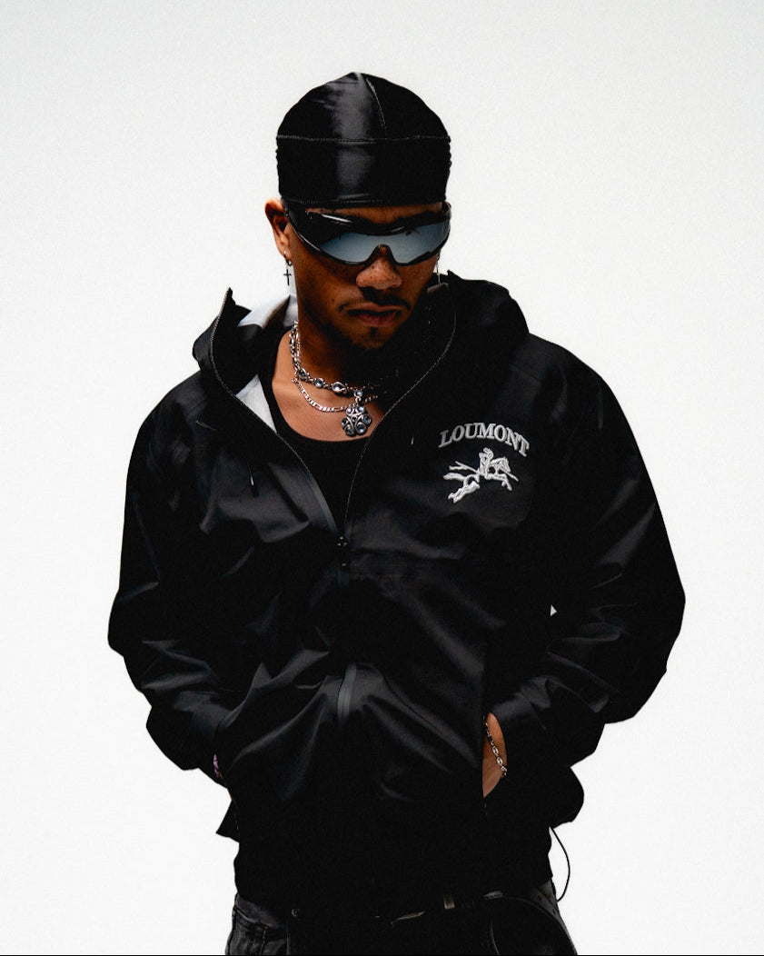 BLACK WINDBREAKER