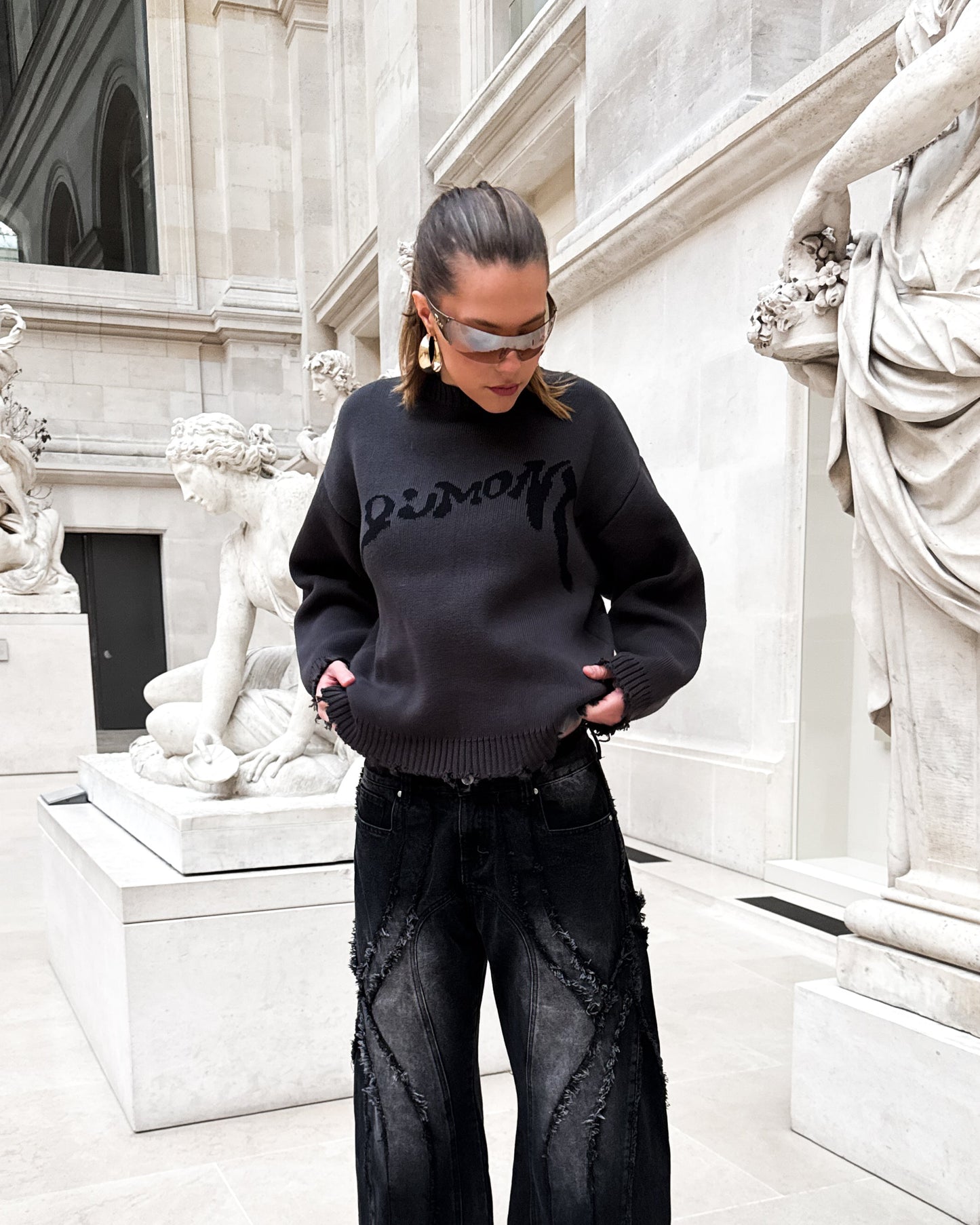 DARK KNIT