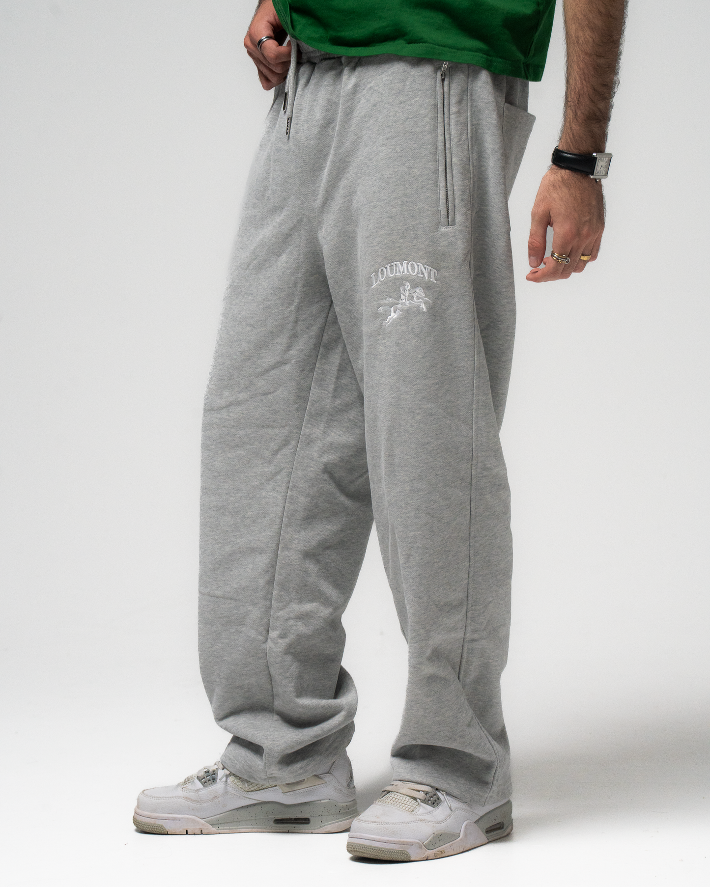 GREY SWEATPANTS