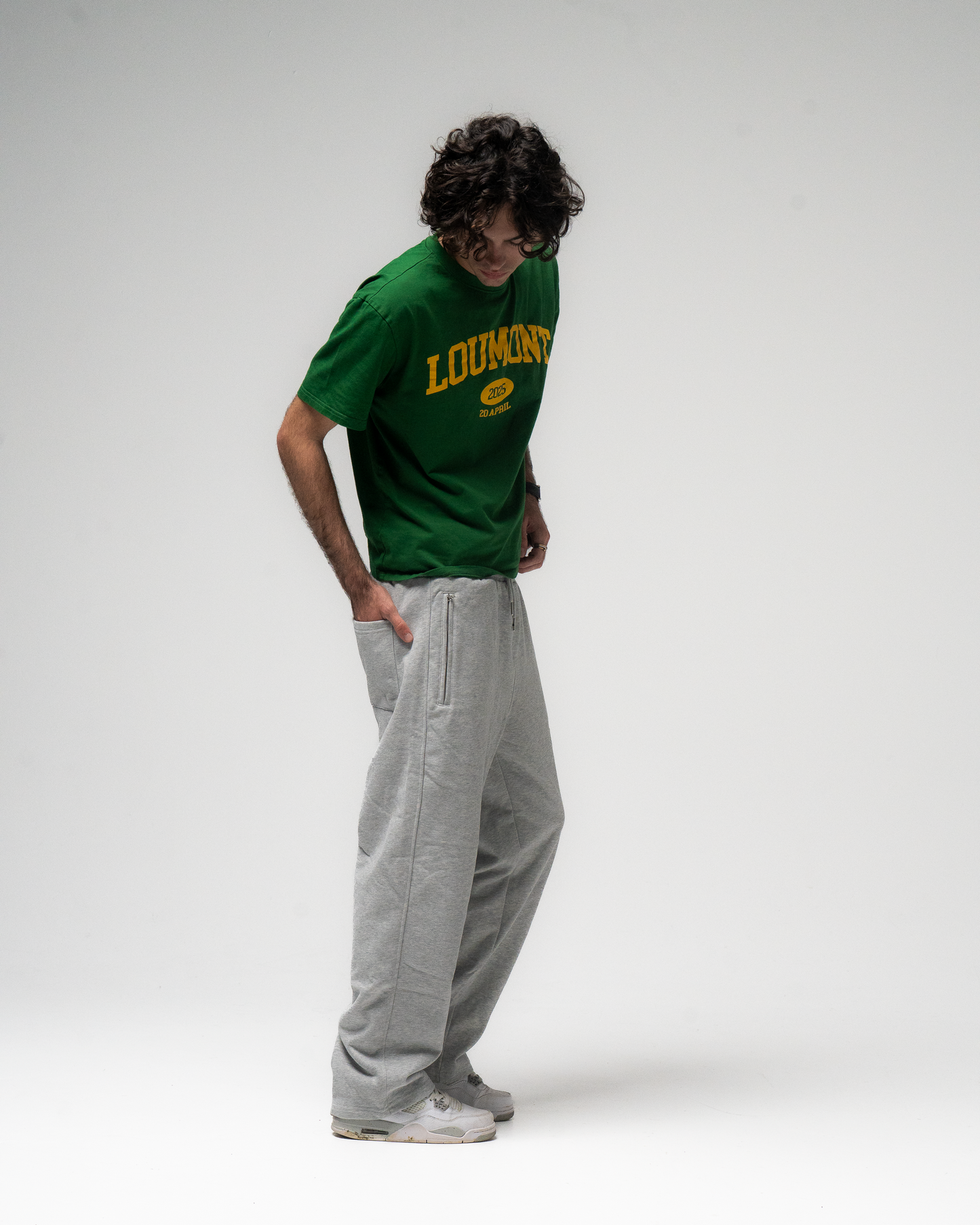 GREY SWEATPANTS