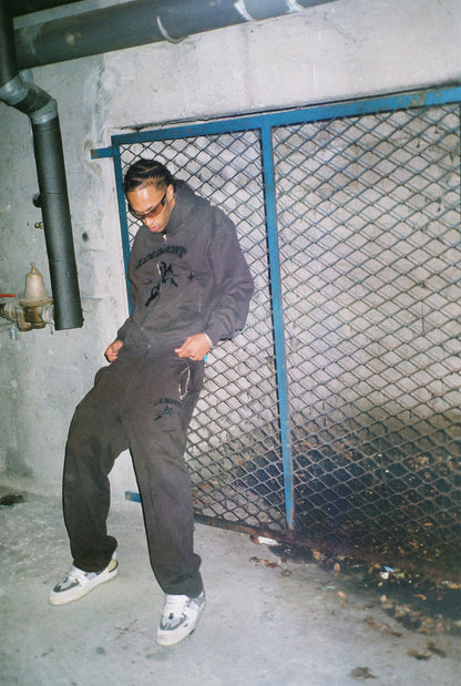 DARK SWEATPANTS