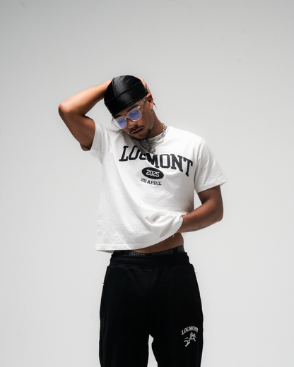 WHITE UNIVERSITY T-SHIRT