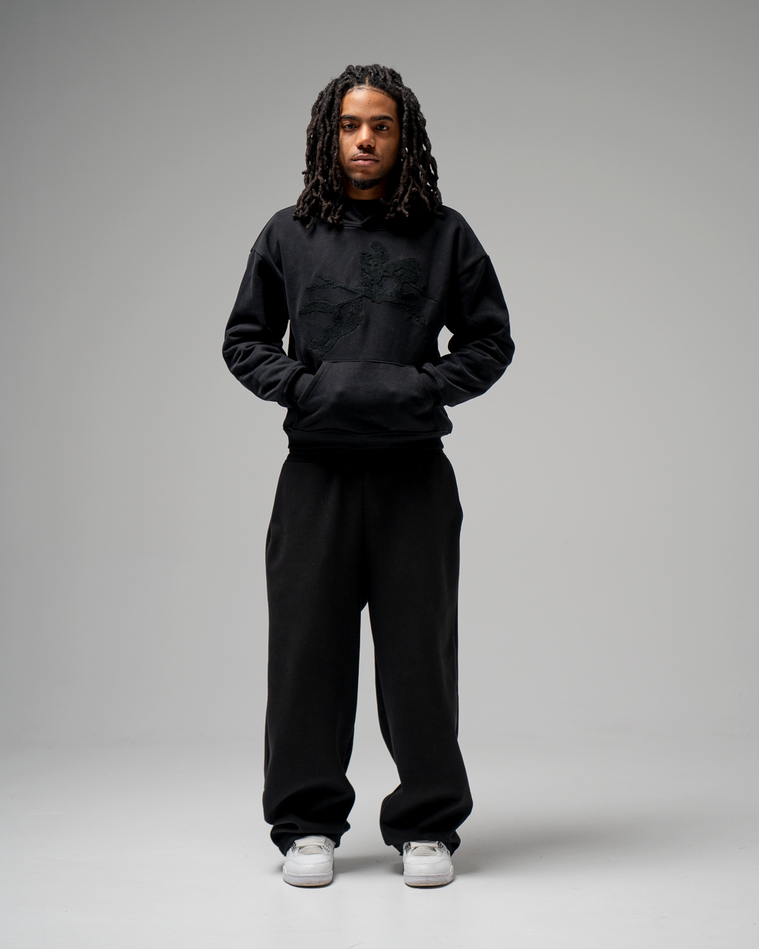 VENTABLACK HORSE HOODIE