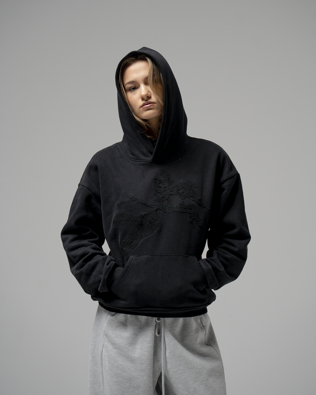 VENTABLACK HORSE HOODIE