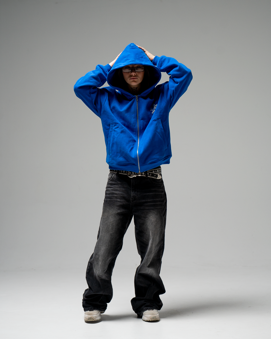 BLUE ZIP-HOODIE