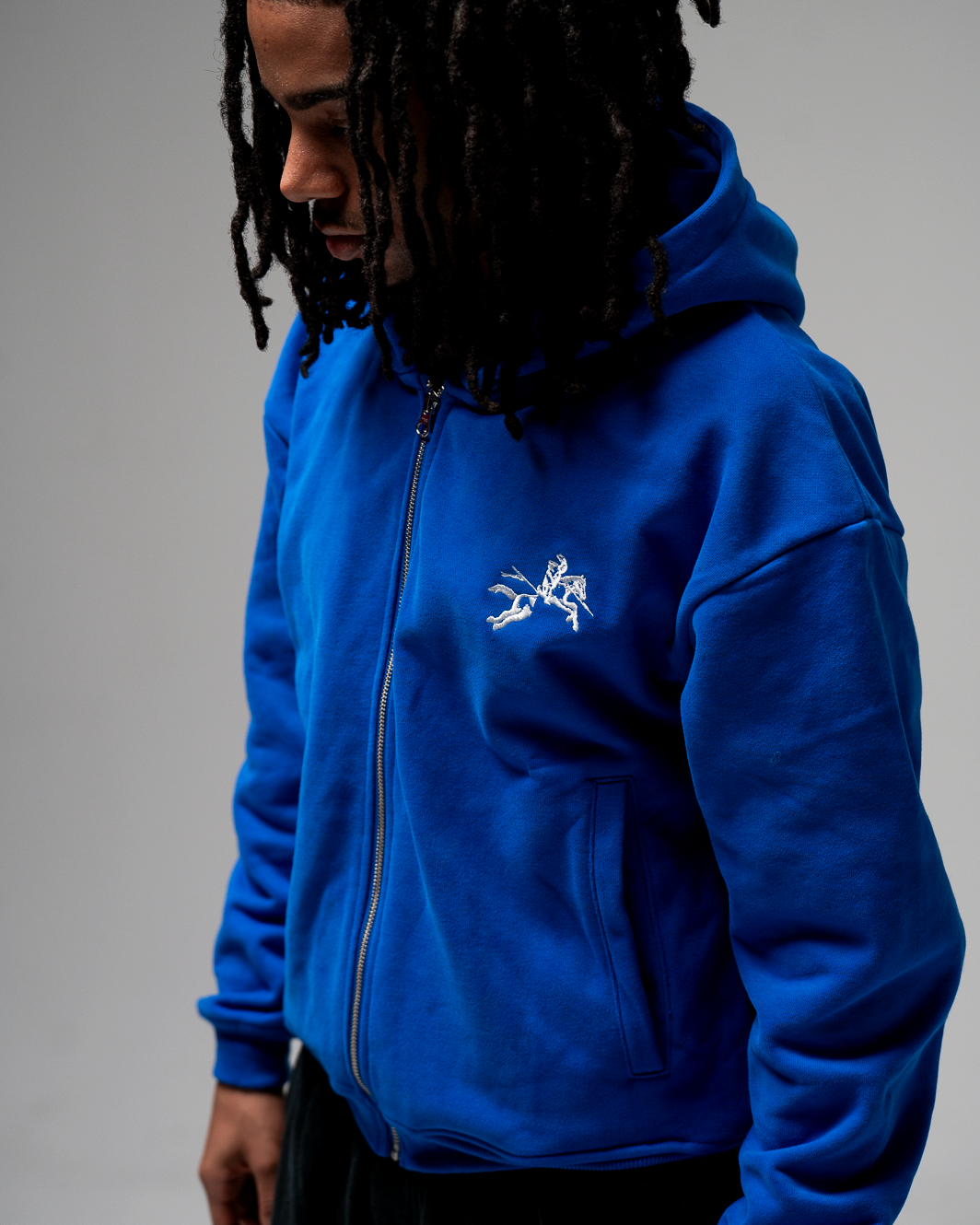 BLUE ZIP-HOODIE